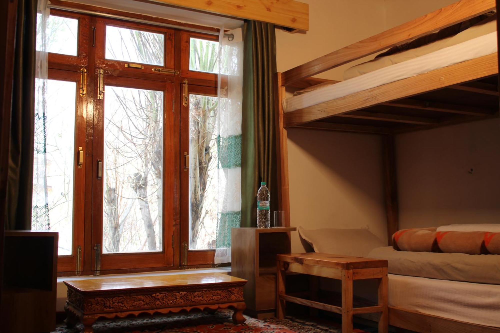 Karma Lodge Leh Eksteriør bilde